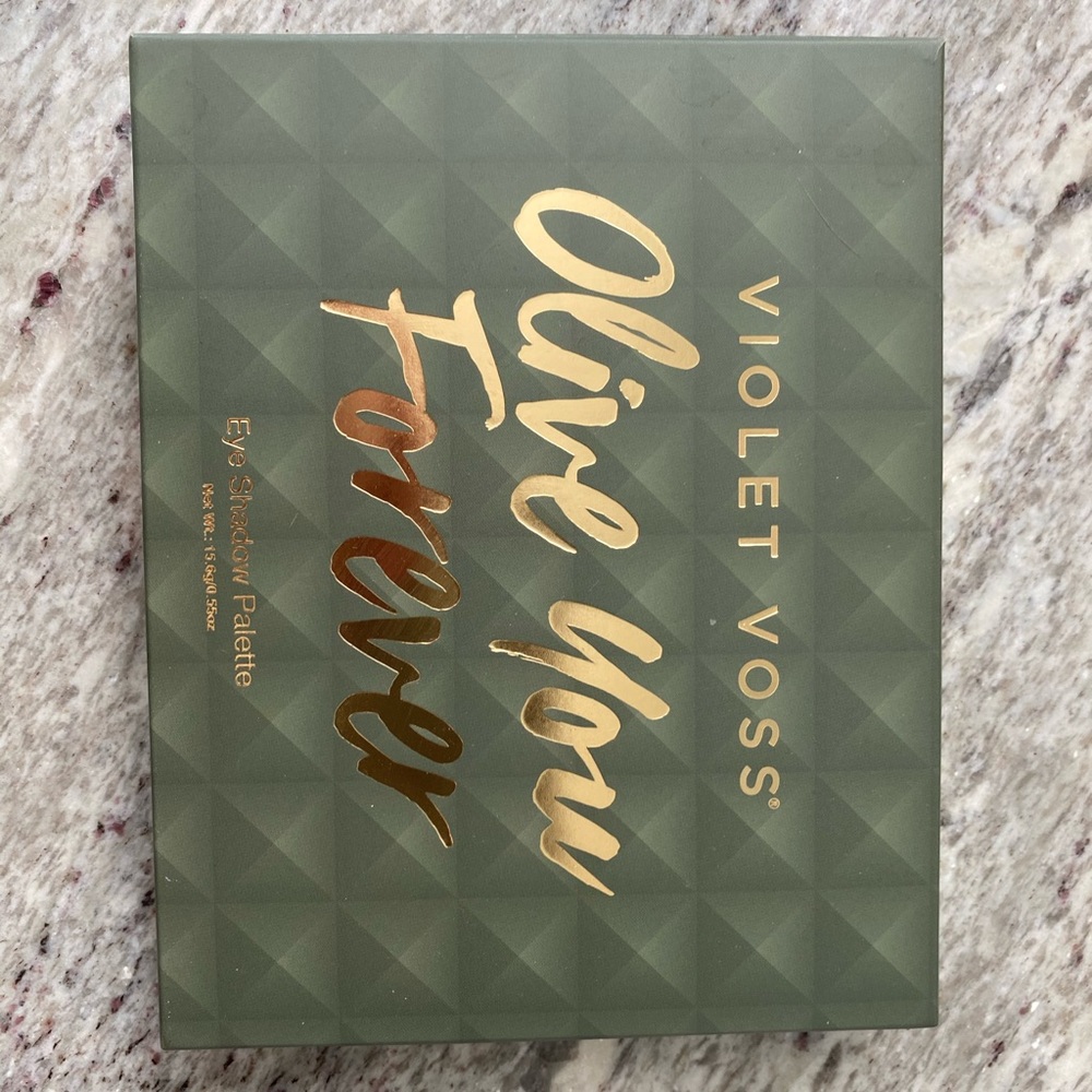 Violet Voss Olive You Forever eyeshadow Palette